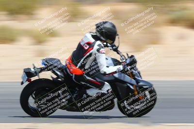 media/Apr-10-2022-SoCal Trackdays (Sun) [[f104b12566]]/Turn 9 (130pm)/